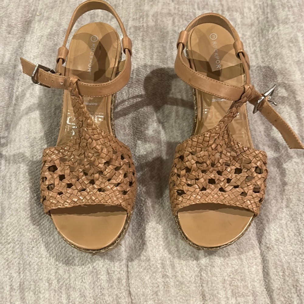 Rockport Women’s wedge tan sandals - Size 6.5